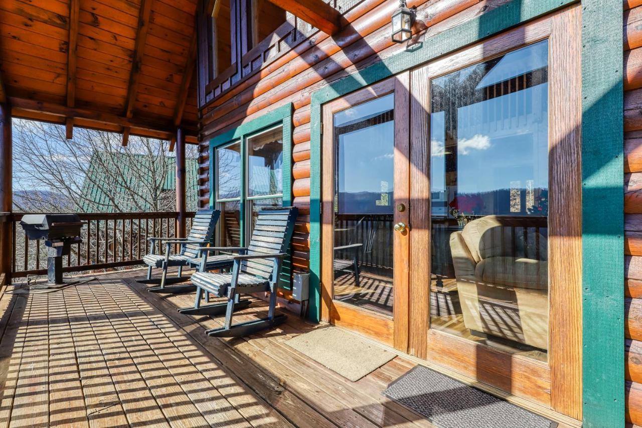 Hunters Hideaway Villa Pigeon Forge Exterior photo
