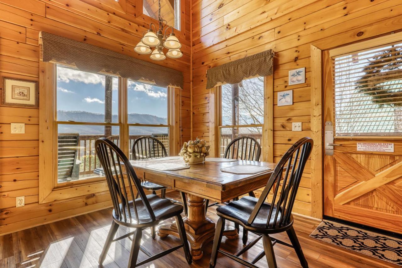 Hunters Hideaway Villa Pigeon Forge Exterior photo