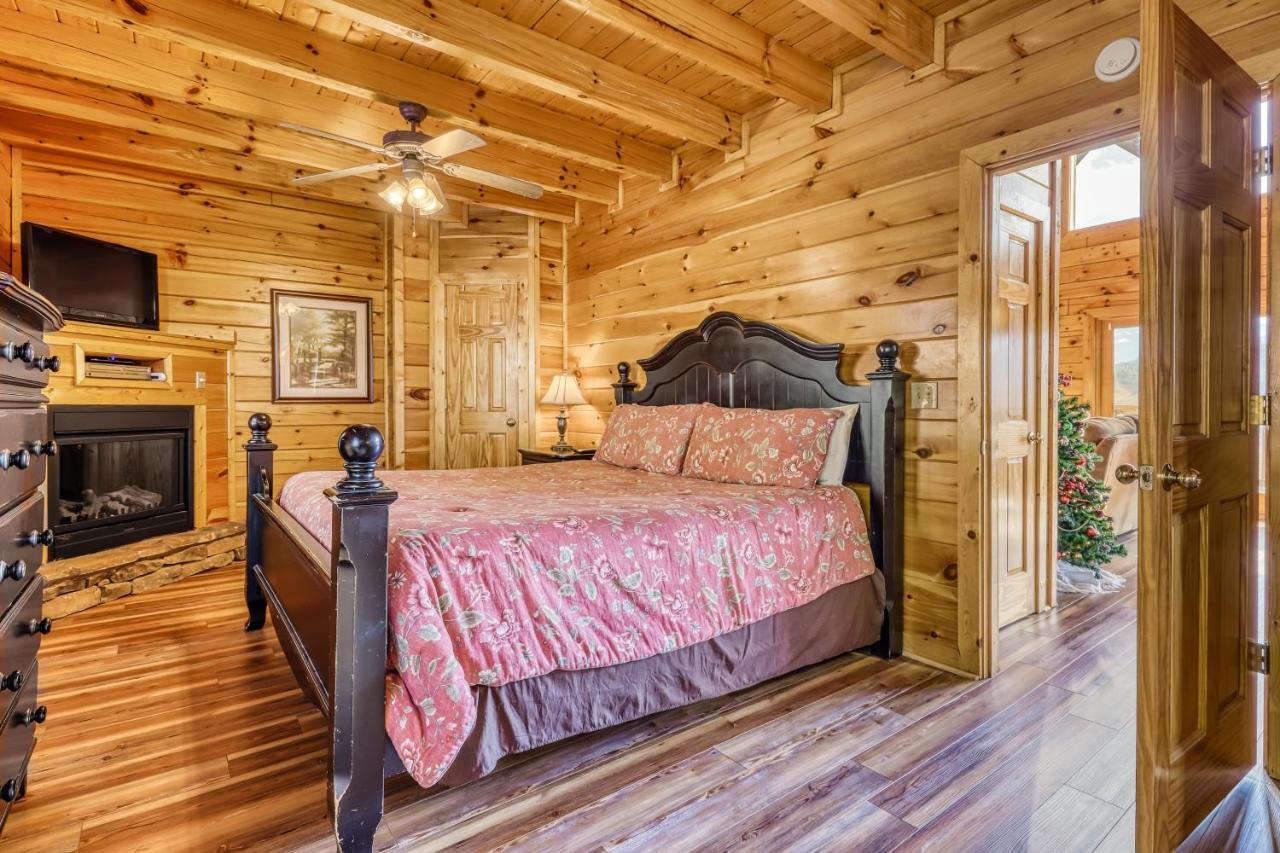 Hunters Hideaway Villa Pigeon Forge Exterior photo